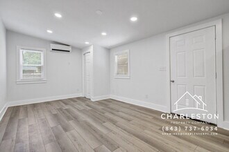 816 E Estates Blvd-Unit -B in Charleston, SC - Building Photo - Building Photo