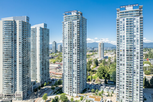 Park Avenue West in Surrey, BC - Building Photo - Building Photo