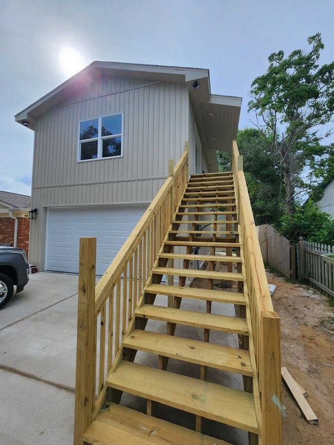 property at 3305 Bluewater Dr