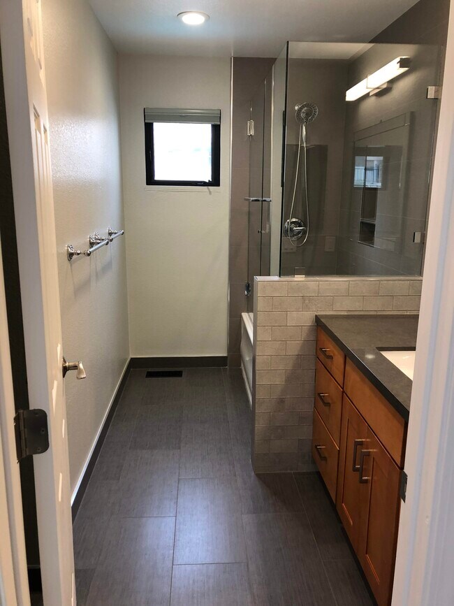 2411 CARLMONT DR Belmont, CA Rentals