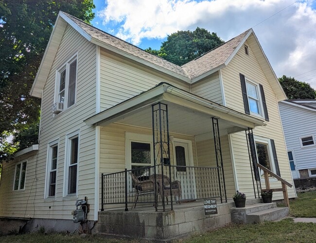 218 N Simon St in Cadillac, MI - Building Photo - Building Photo