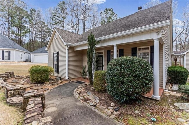 5551 Wood Vale Ct in Powder Springs, GA - Building Photo - Building Photo