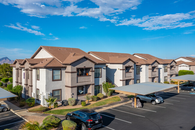 Traverse Point in Henderson, NV - Foto de edificio - Primary Photo