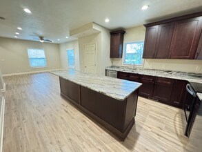 2500 R St in Lincoln, NE - Building Photo - Building Photo