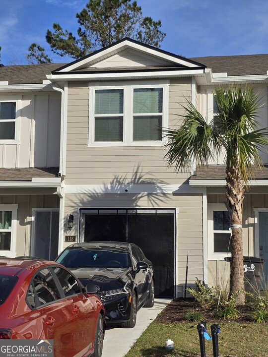 118 Deep Bay Cir in St. Marys, GA - Building Photo