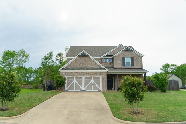 property at 228 Ravenwood Dr
