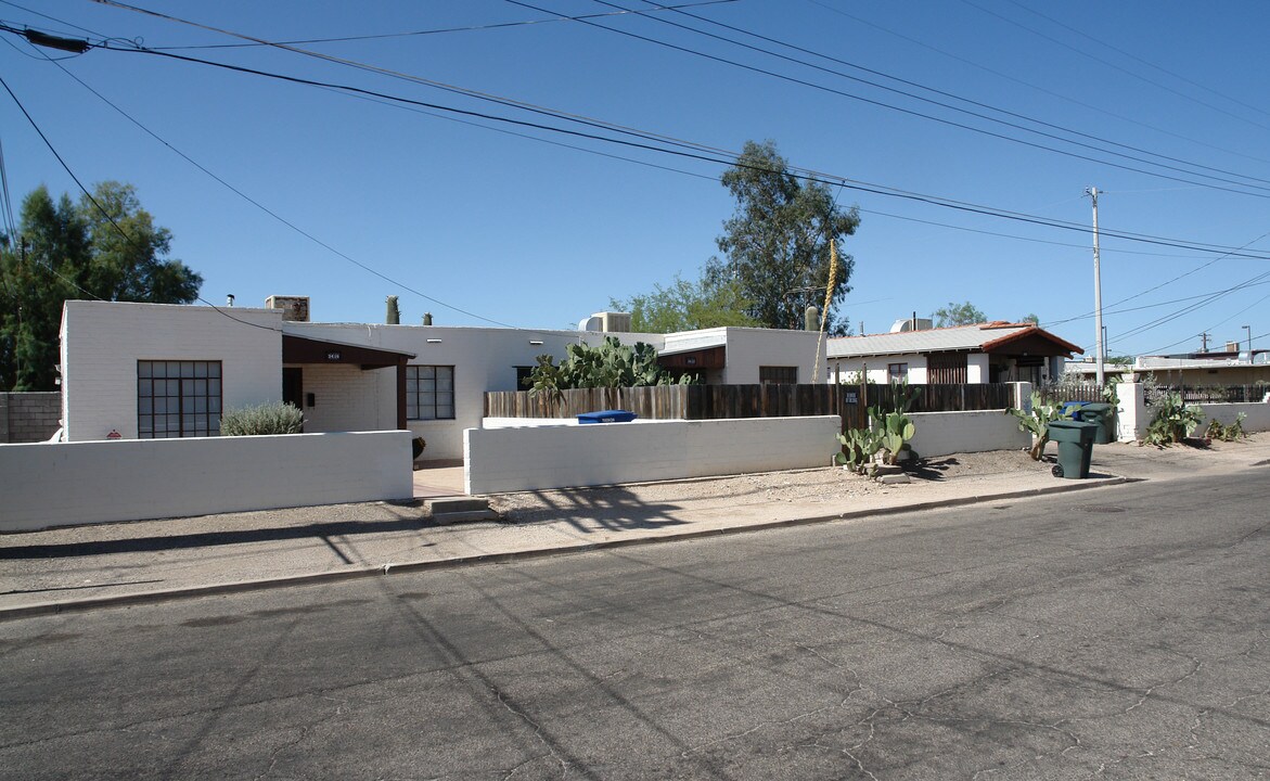 3408-3416 E Cody Ave in Tucson, AZ - Foto de edificio