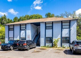 1810 E 143rd Ave, Unit 3 in Tampa, FL - Building Photo