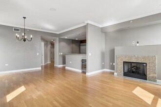 310 S Michigan Ave in Chicago, IL - Building Photo - Building Photo