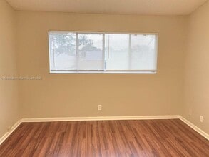 2069 Discovery Cir W in Deerfield Beach, FL - Building Photo - Building Photo