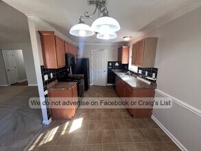 5620 Thackeray Dr in Fayetteville, NC - Building Photo - Building Photo