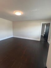 126 US Highway 46, Unit 2 in Saddle Brook, NJ - Building Photo - Building Photo