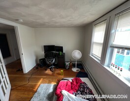 11 Burnham St, Unit 3 in Somerville, MA - Building Photo