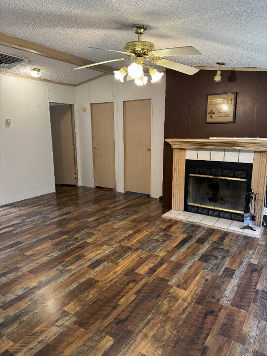 270 W Ahonen Rd in Paulden, AZ - Building Photo