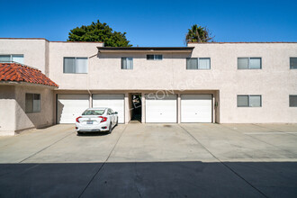 16822 Sims St in Huntington Beach, CA - Building Photo - Building Photo