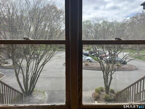 17 Eagle Rock Cir in Monroe, CT - Building Photo - Building Photo