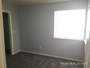 862 S Uravan Ct in Aurora, CO - Building Photo - Building Photo