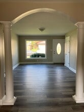 2406 Triplett Blvd in Akron, OH - Building Photo - Building Photo