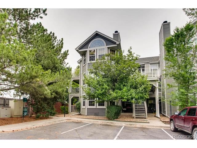property at 6711 S Ivy Way