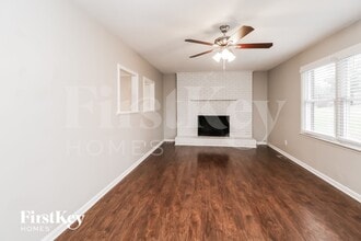 4809 Maplecrest Dr in Gastonia, NC - Foto de edificio - Building Photo