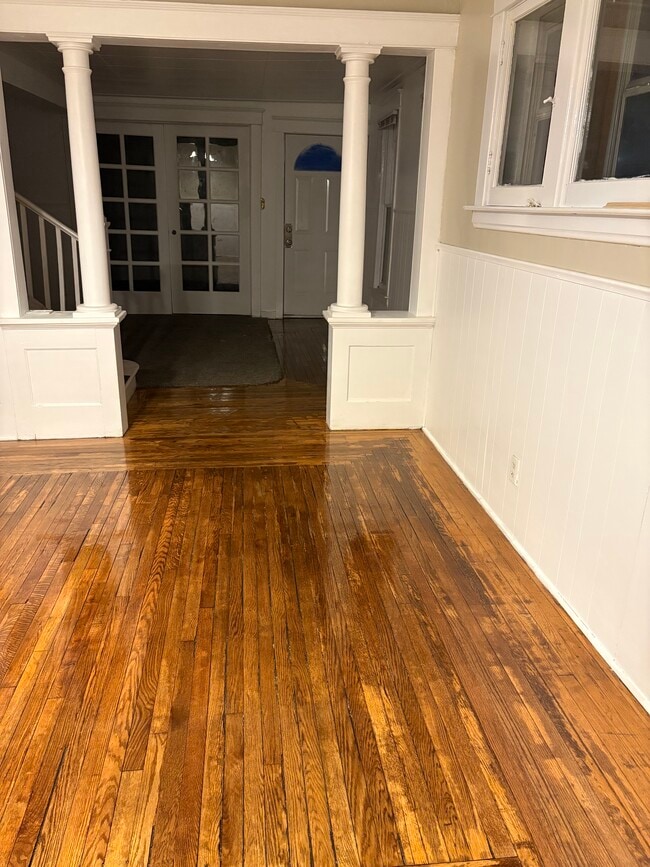 1311 W Genesee Ave in Saginaw, MI - Foto de edificio - Building Photo