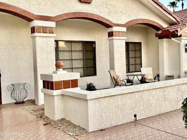 14223 W White Rock Dr in Sun City West, AZ - Building Photo - Building Photo