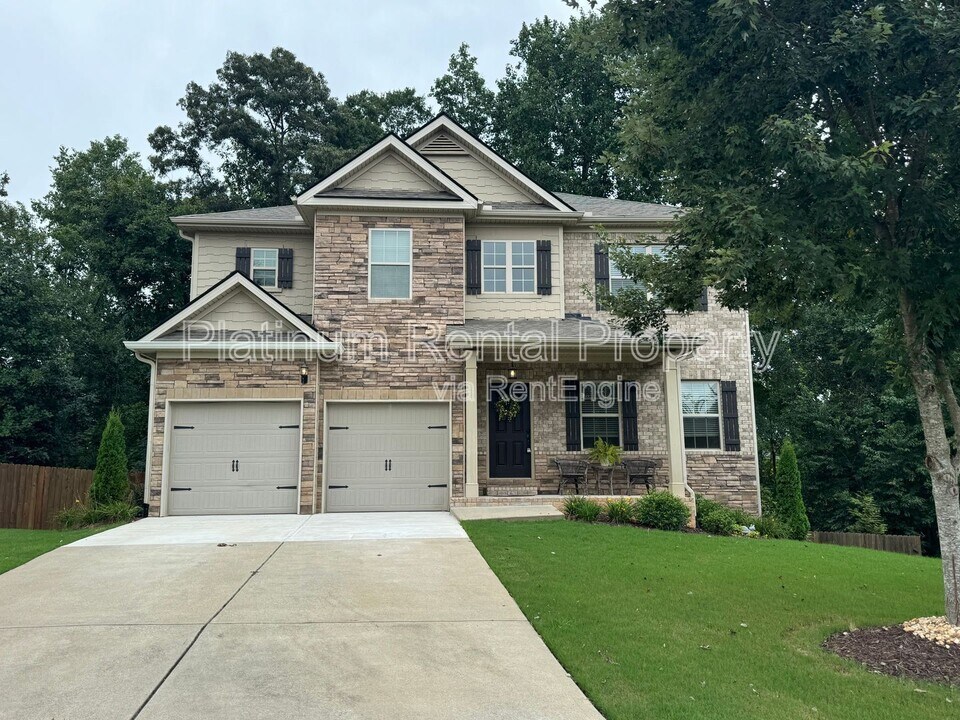 5745 Banner Blvd in Cumming, GA - Building Photo