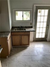 615 E 18th Ave in Munhall, PA - Building Photo - Building Photo