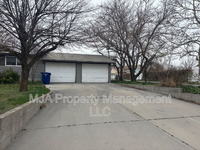 property at 4055 Paskay Dr