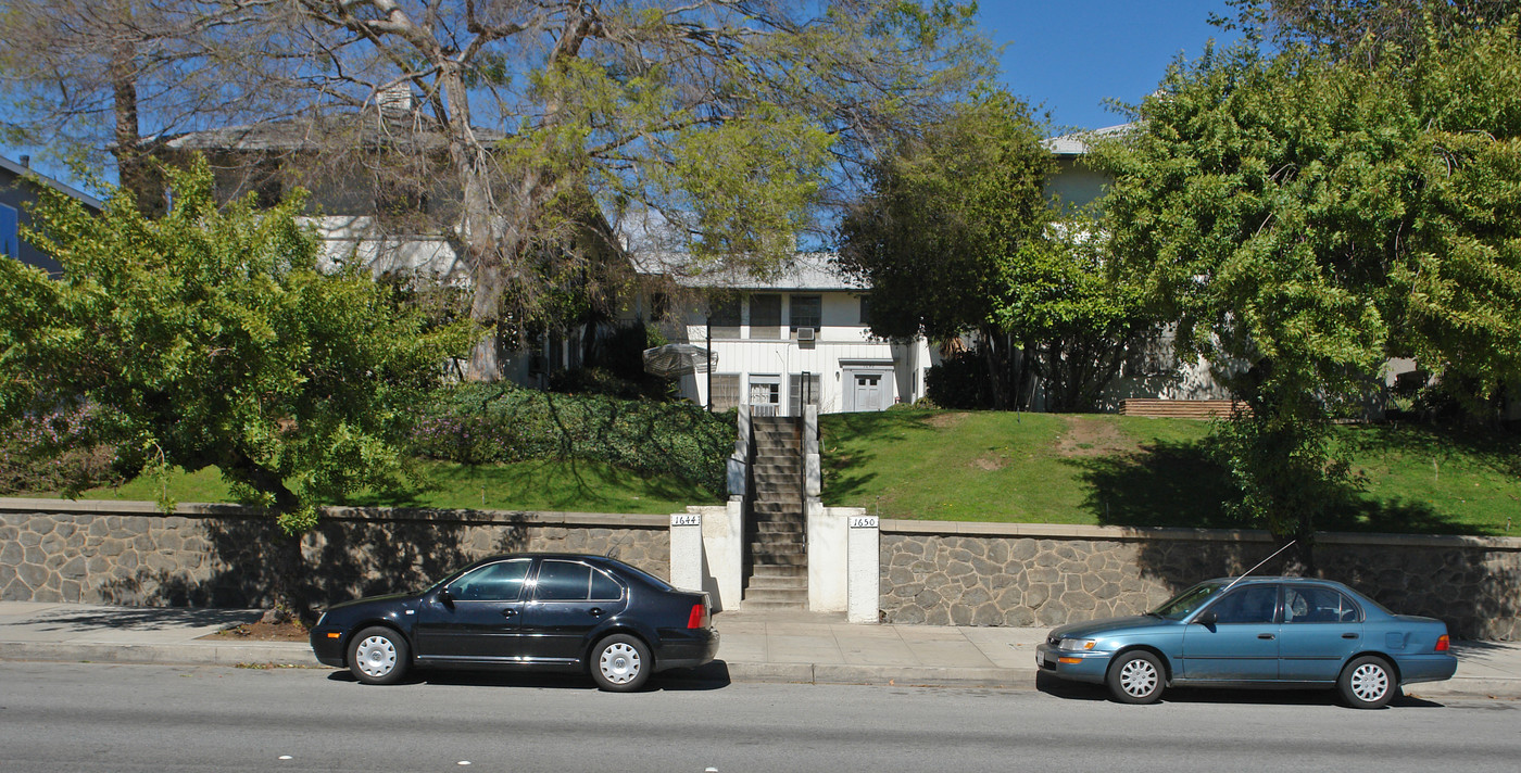 1644-1650 Huntington Dr in South Pasadena, CA - Building Photo