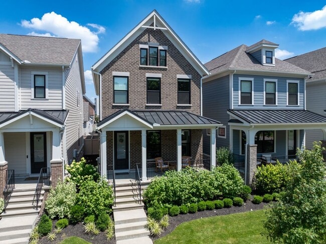 property at 1124 Edgehill Rd