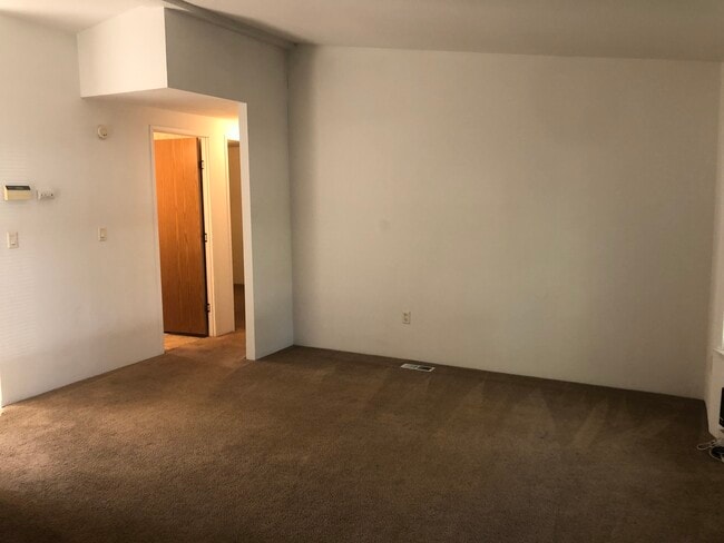 301 NW Webb St in Pullman, WA - Foto de edificio - Building Photo