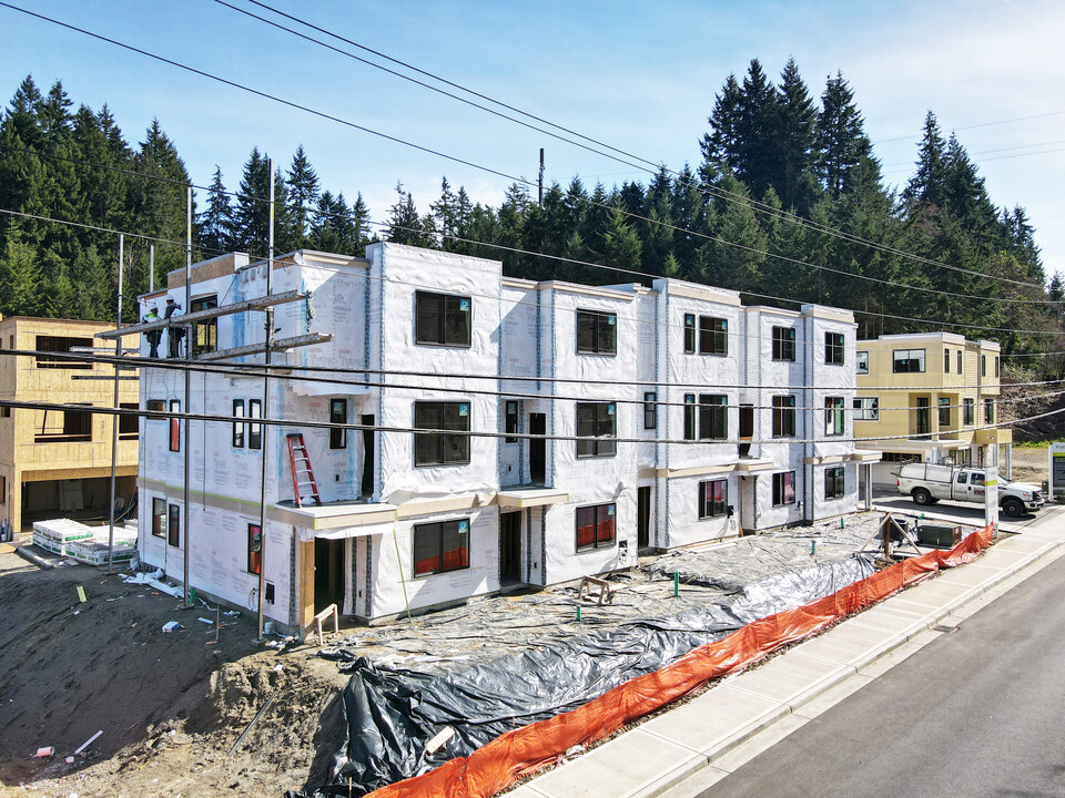 Cypress  Townhomes in Lynnwood, WA - Foto de edificio