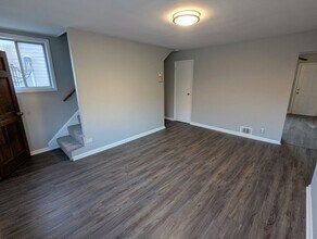 402-404 Sweetbriar St in Pittsburgh, PA - Building Photo - Building Photo