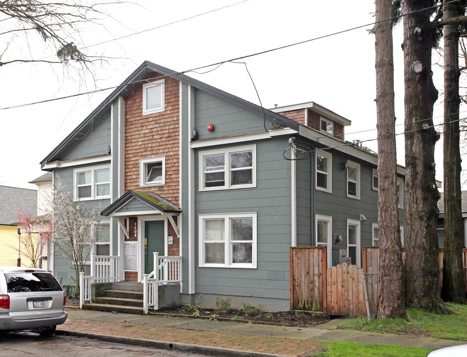 1408 S 14th St in Tacoma, WA - Building Photo