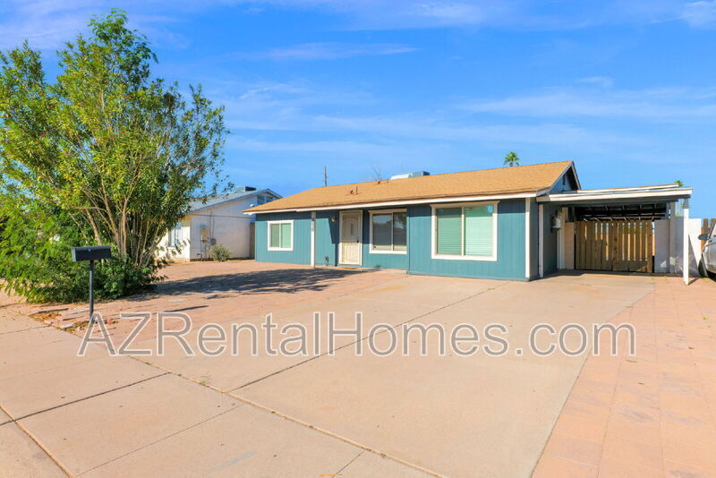 2210 W Hermosa Dr in Tempe, AZ - Building Photo