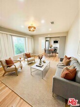 16852 McCormick St in Los Angeles, CA - Building Photo - Building Photo