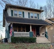 647 Probasco St, Unit House in Cincinnati, OH - Building Photo