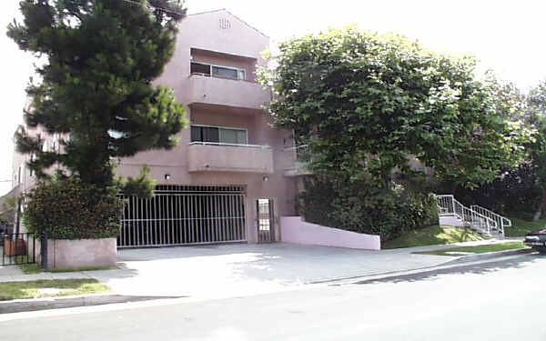 2436 Federal Ave in Los Angeles, CA - Building Photo