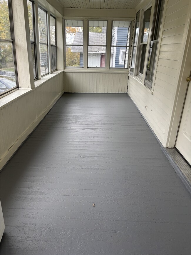 231 Dickinson St SW in Grand Rapids, MI - Building Photo - Building Photo