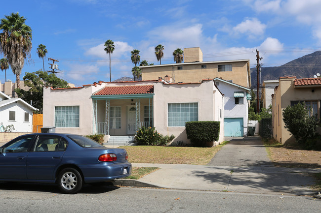 587 W Stocker St in Glendale, CA - Building Photo - Building Photo