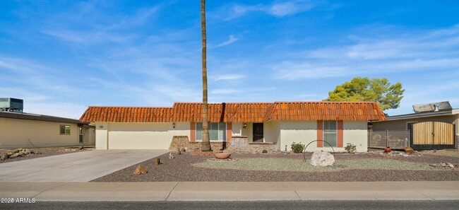 property at 11022 W Boswell Blvd