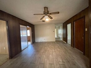 115 Dawn Dr in Robinson, TX - Building Photo - Building Photo