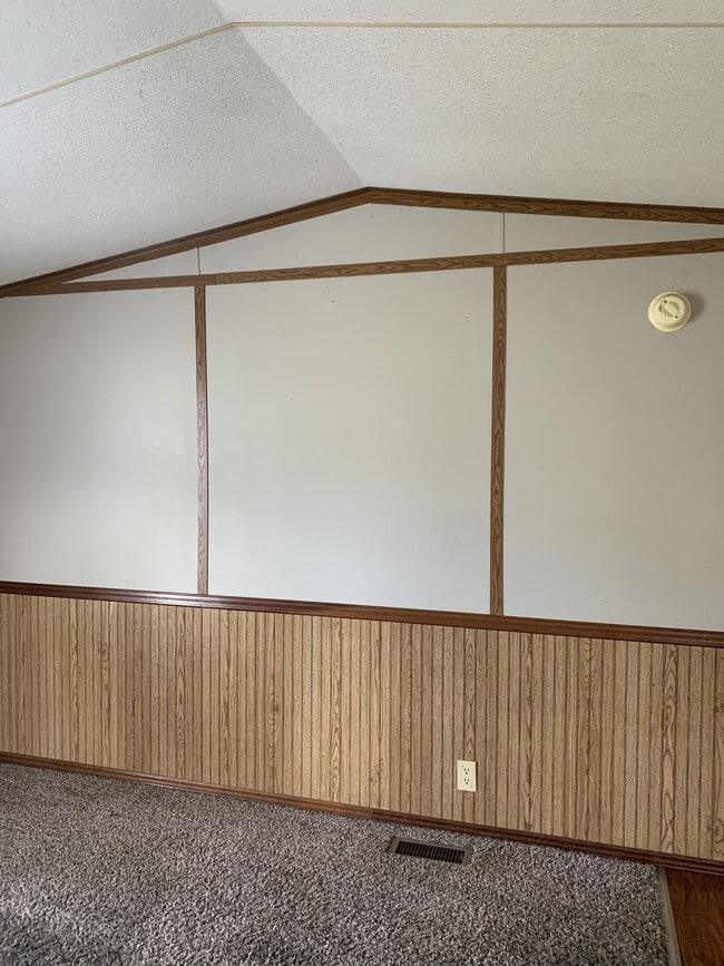205 Tyler St in Oak Grove, KY - Building Photo - Building Photo