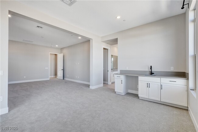 property at 10632 Rolling Vista Dr