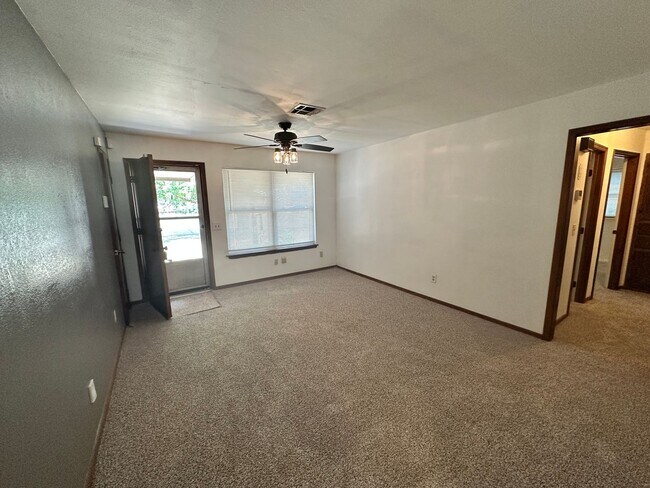 3112 Beechwood Dr in Del City, OK - Building Photo - Building Photo