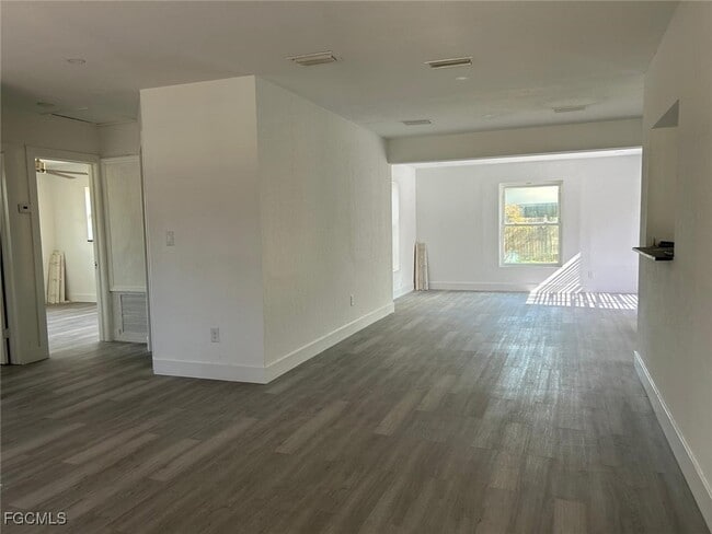 property at 3835 Arlington St