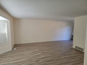 4211 E Sumac Dr in Spokane, WA - Building Photo - Building Photo