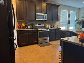 517 Whittmen Ave in Schertz, TX - Building Photo - Building Photo