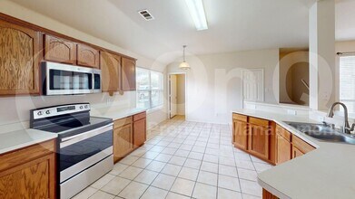1941 Harvester Dr in Rockwall, TX - Building Photo - Building Photo